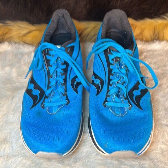 Saucony Endorphin Pro running shoes 10 - Picture 2 of 8